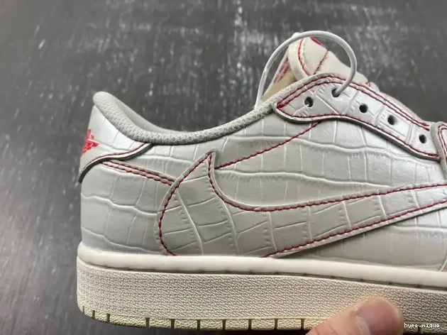 HYPE Jordan OG Low DM7866-601 Travis Scott x 1 Air 0421